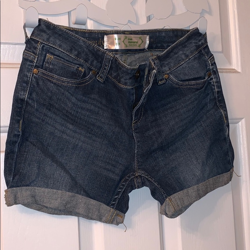 Denim shorts 🩳